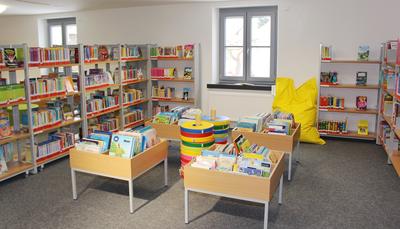 Bild vergrößern: Kinderecke der neuen Bücherei